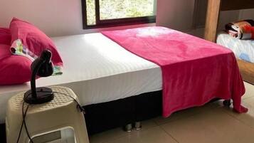 Rumah, 3 kamar tidur, Boleh Merokok