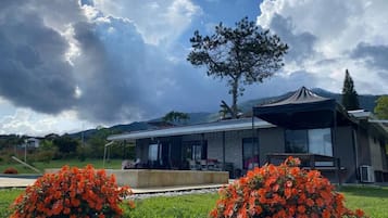 House, 3 Bedrooms, Smoking | Exterior