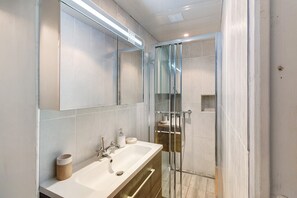 Shower, hair dryer