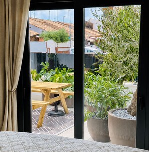Outdoor dining - Casa Salina del Sol – Private Pool & Terrace (San Pedro del Pinatar)
