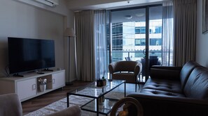 Living area - Brisbane City Apartment (Brisbane City)