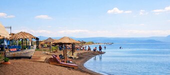 Loucas Home Kalloni Lesvos Central Stay w Balcony
