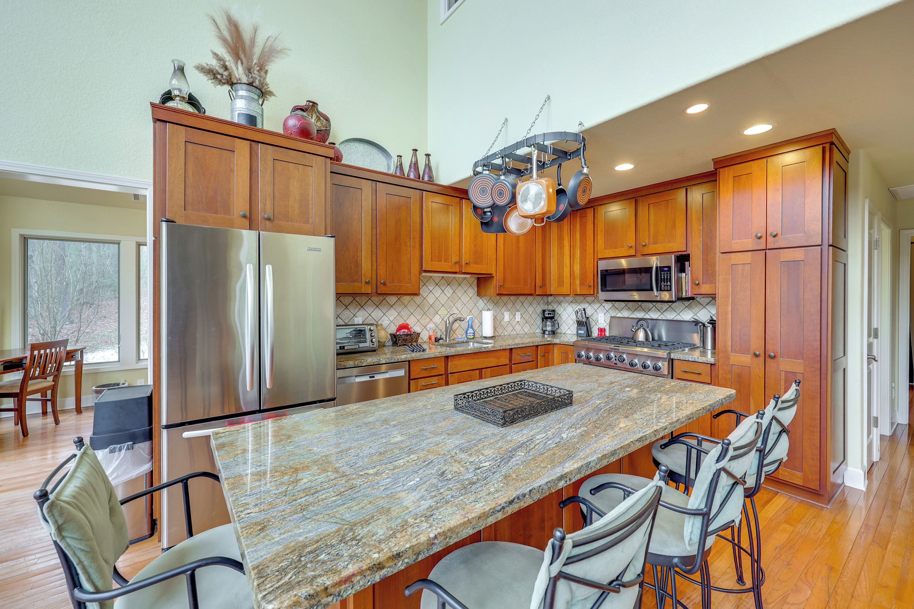 House (3 Bedrooms) | Interior