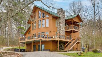 House (3 Bedrooms) | Front of property