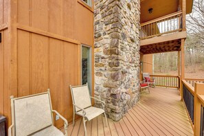 House (3 Bedrooms) | Interior - On 80 Acres! Rural 'sunset Lodge' in Hot Springs (Hot Springs)