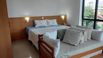 Deluxe Apartment, Kitchen, Beach View