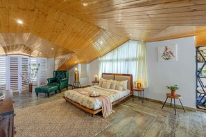 Luxury Villa, Lake View - ELIVAAS Alpenglow 3 BHK Villa (Kasauli)