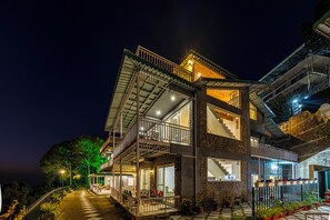 Exterior - ELIVAAS Alpenglow 3 BHK Villa (Kasauli)