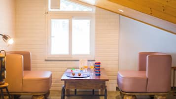 Luxury Villa, Lake View | Interior