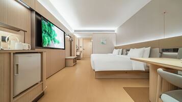 Standard Twin Room, City View | In-room safe, desk, blackout drapes, free WiFi