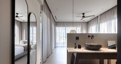 Moncasa Suites