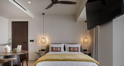 Moncasa Suites
