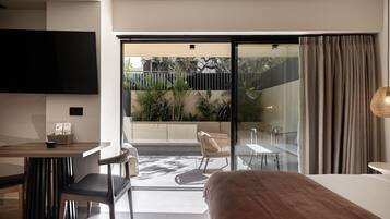 Suite | 6 bedrooms, free WiFi