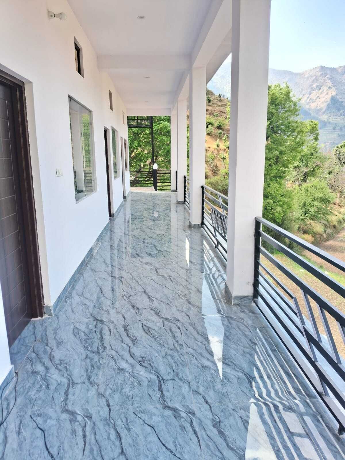 Deluxe Double Room | Property grounds