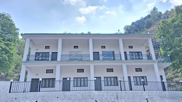 Deluxe Double Room | Exterior