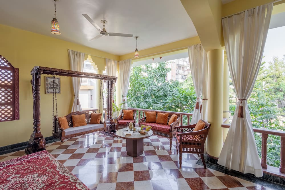 Alaya Stays sapphire 4 BHK Homestay