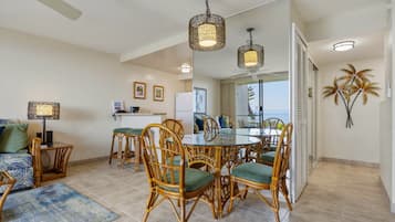 Condo, 1 Bedroom | Dining
