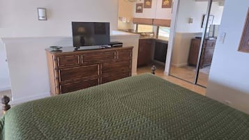 Condo, 1 Bedroom