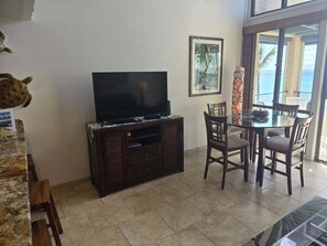 Condo, 1 Bedroom | Dining - Napili Point Oceanfront Family Loft - Unit C4 1 Bedroom Condo (Lahaina)