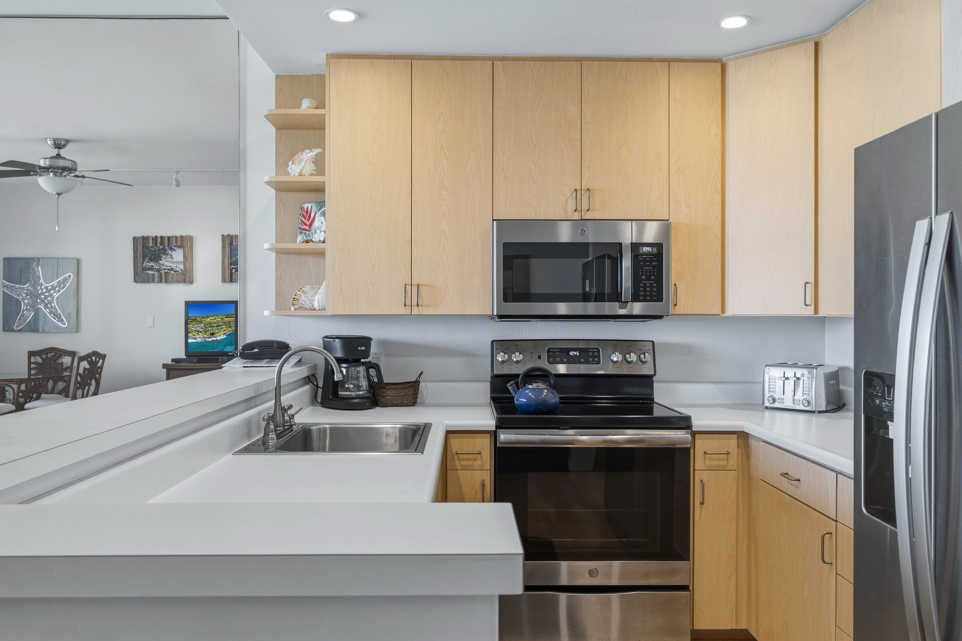 Condo, 1 Bedroom | Private kitchen