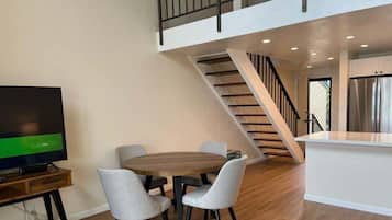 Leilighet, 1 soverom | Spiseområde