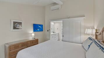 Condo, 1 Bedroom | 1 bedroom, free WiFi