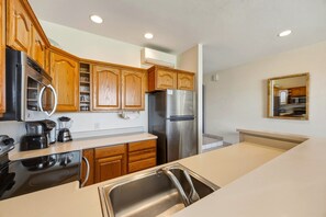 Apartment, 1 Schlafzimmer | Eigene Küche | Kühlschrank, Ofen, Wasserkocher mit Kaffee-/Teezubehör, Toaster