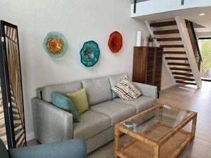 Condo, 1 Bedroom | Ruang tamu