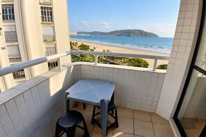 Outdoor dining - Clube XV (Santos)