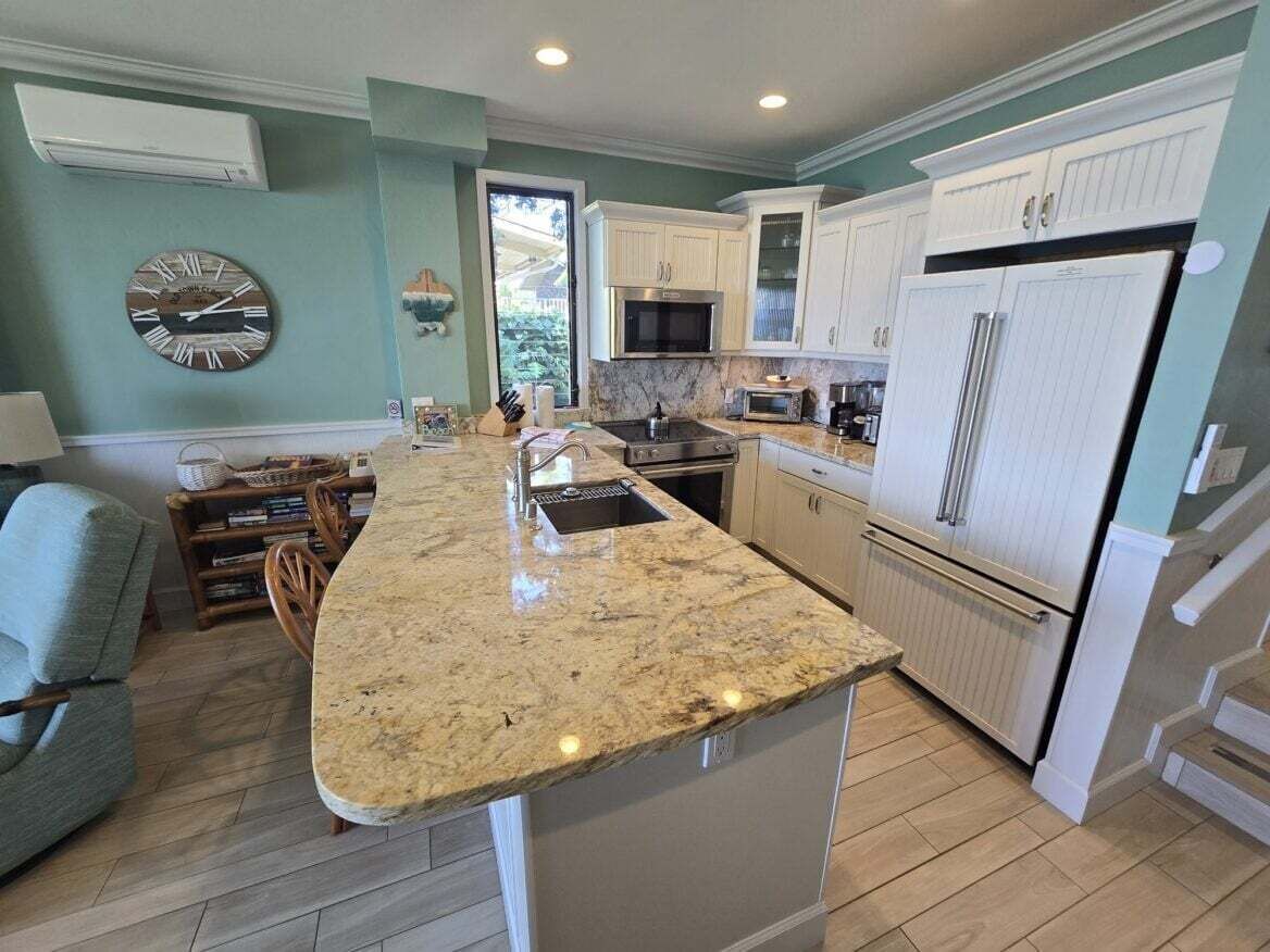 Condo, 1 Bedroom | Private kitchen