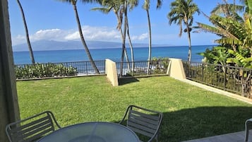 Condo, 1 Bedroom | Outdoor dining