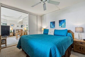 Condo, 1 Bedroom - Oceanfront Condo Near Napili Bay 1br - Unit A17 1 Bedroom Condo (Lahaina)