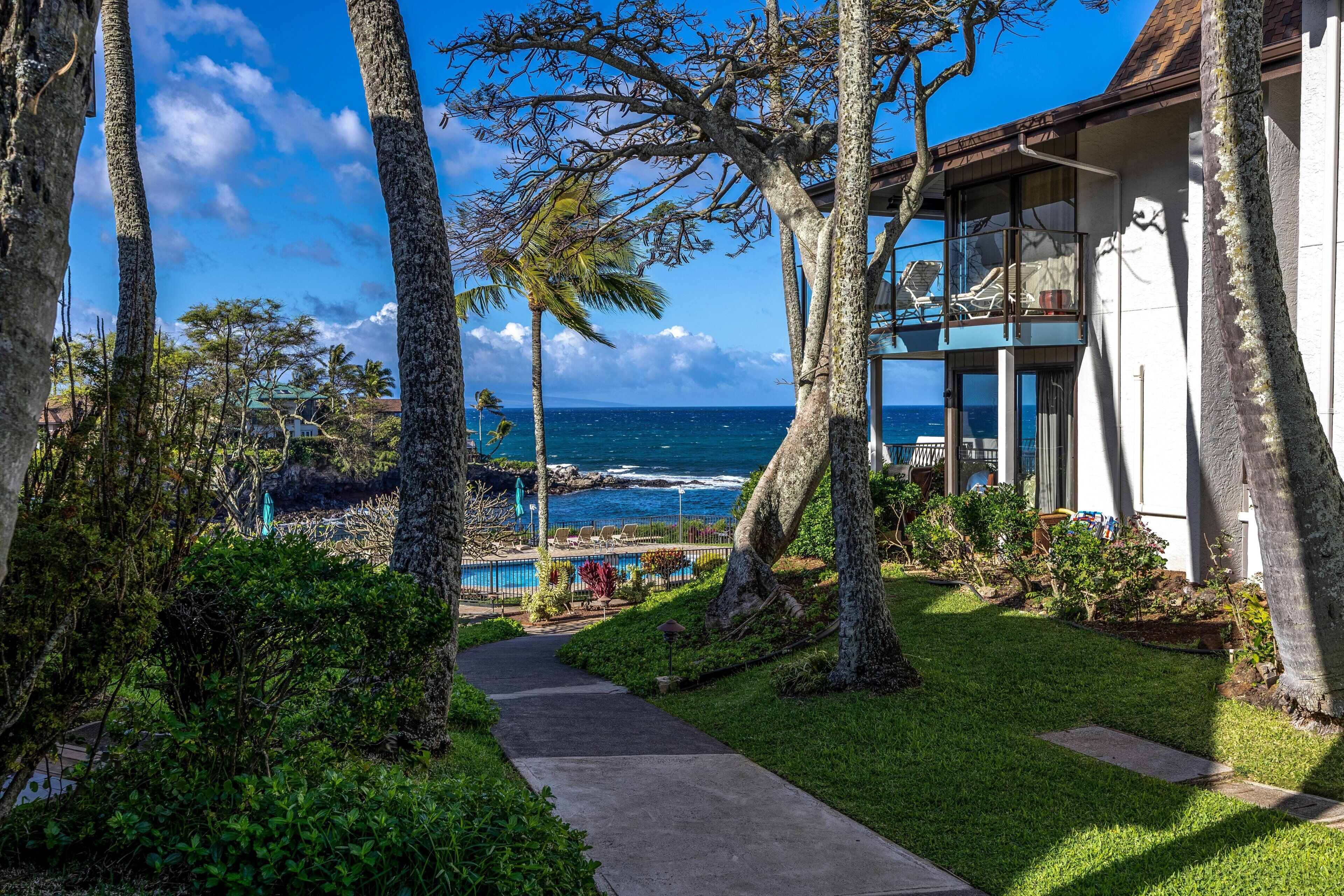 Condo, 1 Bedroom | Property grounds