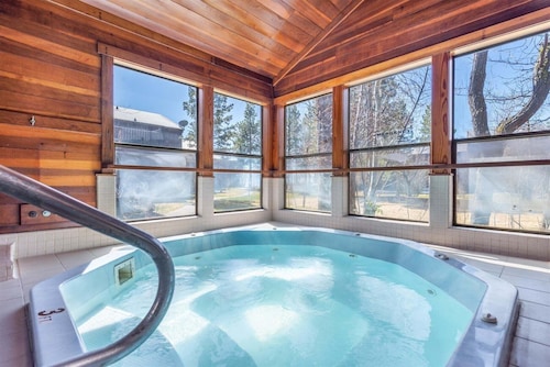 Tahoe City - Lake Forest Condo 3 Bedroom Condo