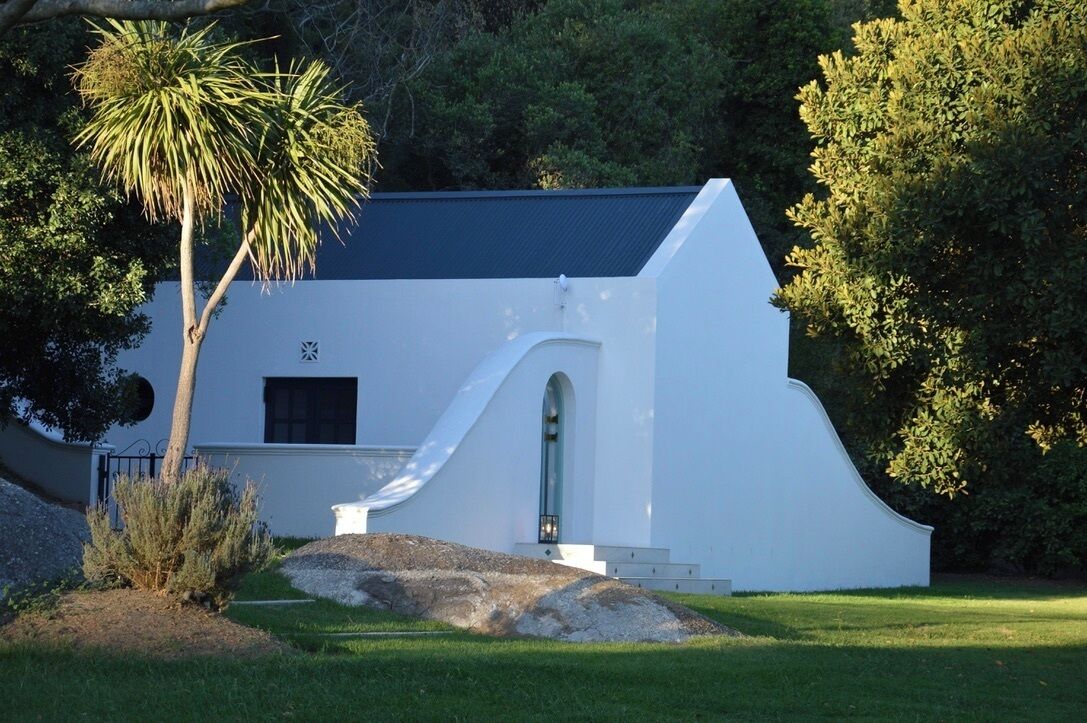 Luxury Cottage, Private Pool, Mountain View | In-room safe, individually decorated, individually furnished, free WiFi
