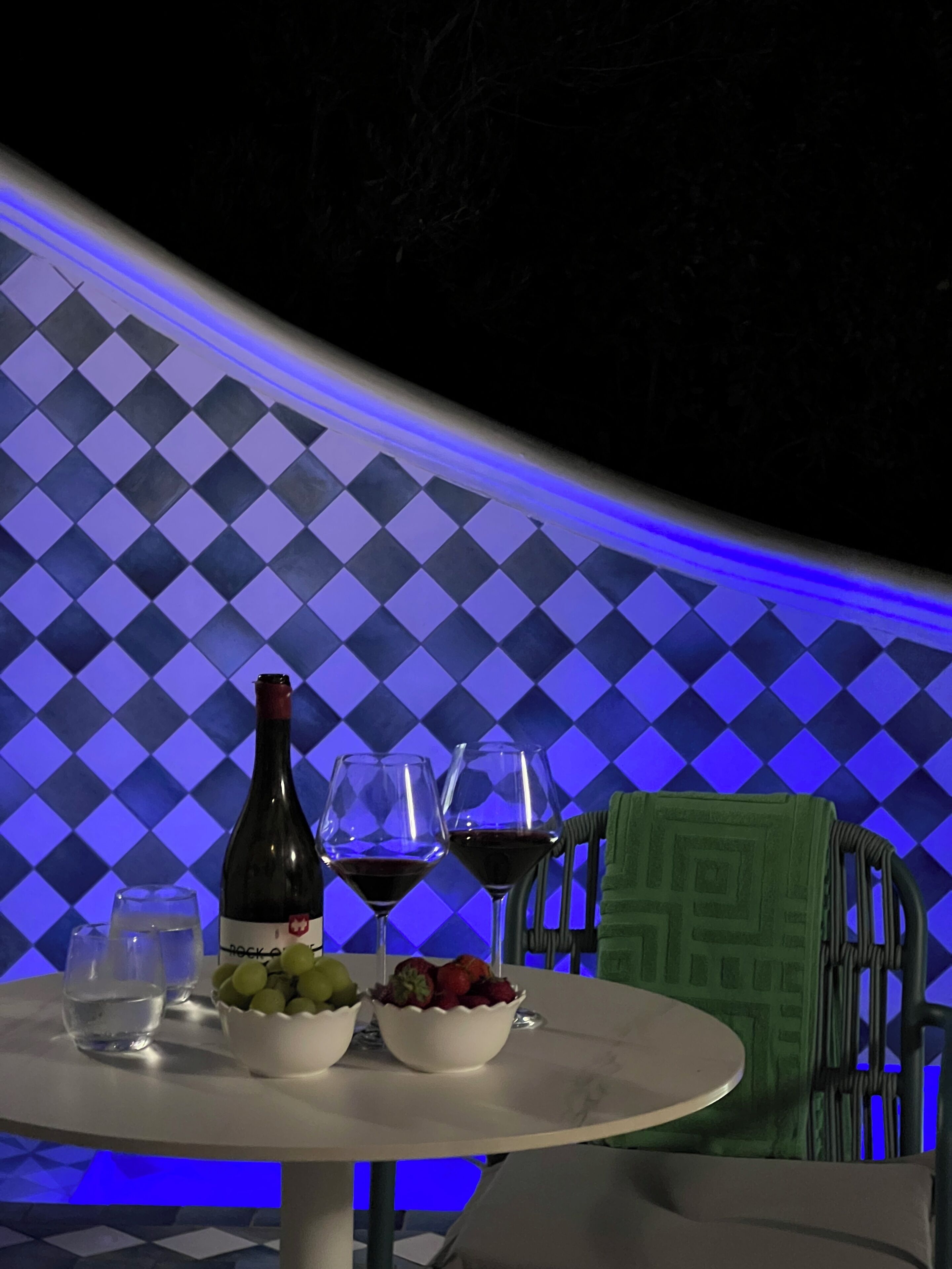 Cottage Luxe, piscine privée, vue montagne | Bar (sur place)