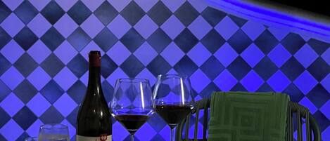 ラグジュアリー コテージ プライベートプール マウンテンビュー | バー (施設内)