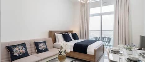 Luxury Studio, Balcony, Garden View