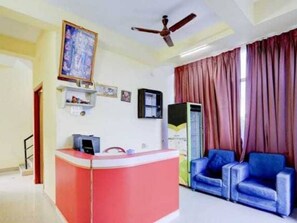 House | Reception - Hotel O Ksrtc Pandalam Pathanamthitta (Adoor)