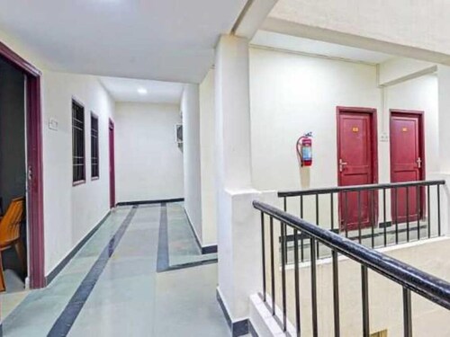 Hotel O Ksrtc Pandalam Pathanamthitta