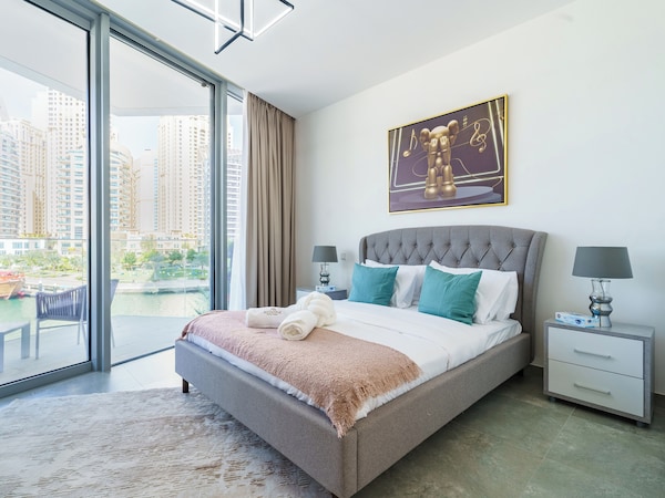 Lavish 2br With Balcony-full Marina View - Dubai Marina