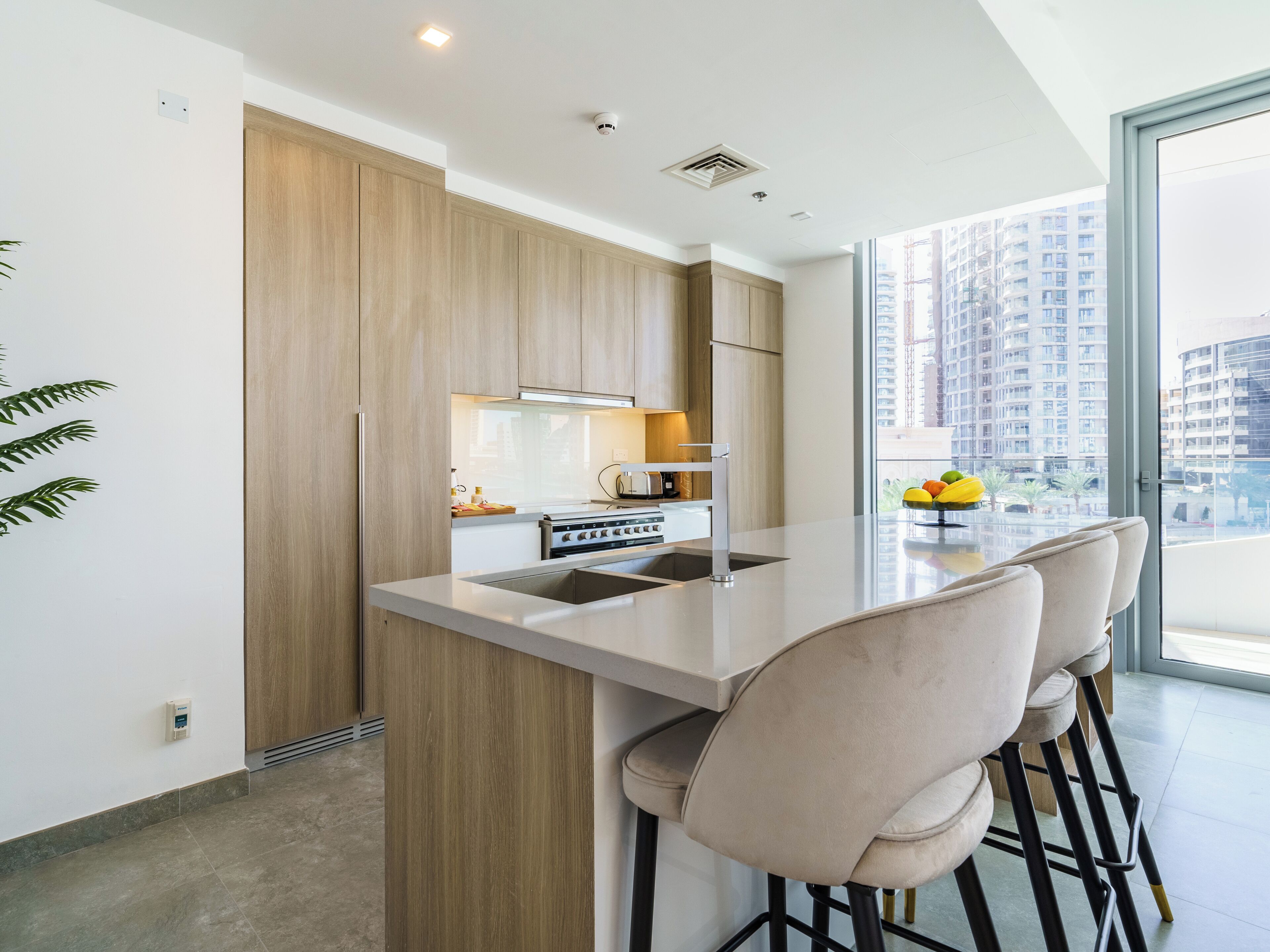 Luksusleilighet, balkong, utsikt mot marina | Eget kjøkken