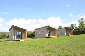Exterior - Tiny House 5 - Farm Sanctuary, Finger Lakes (Watkins Glen)