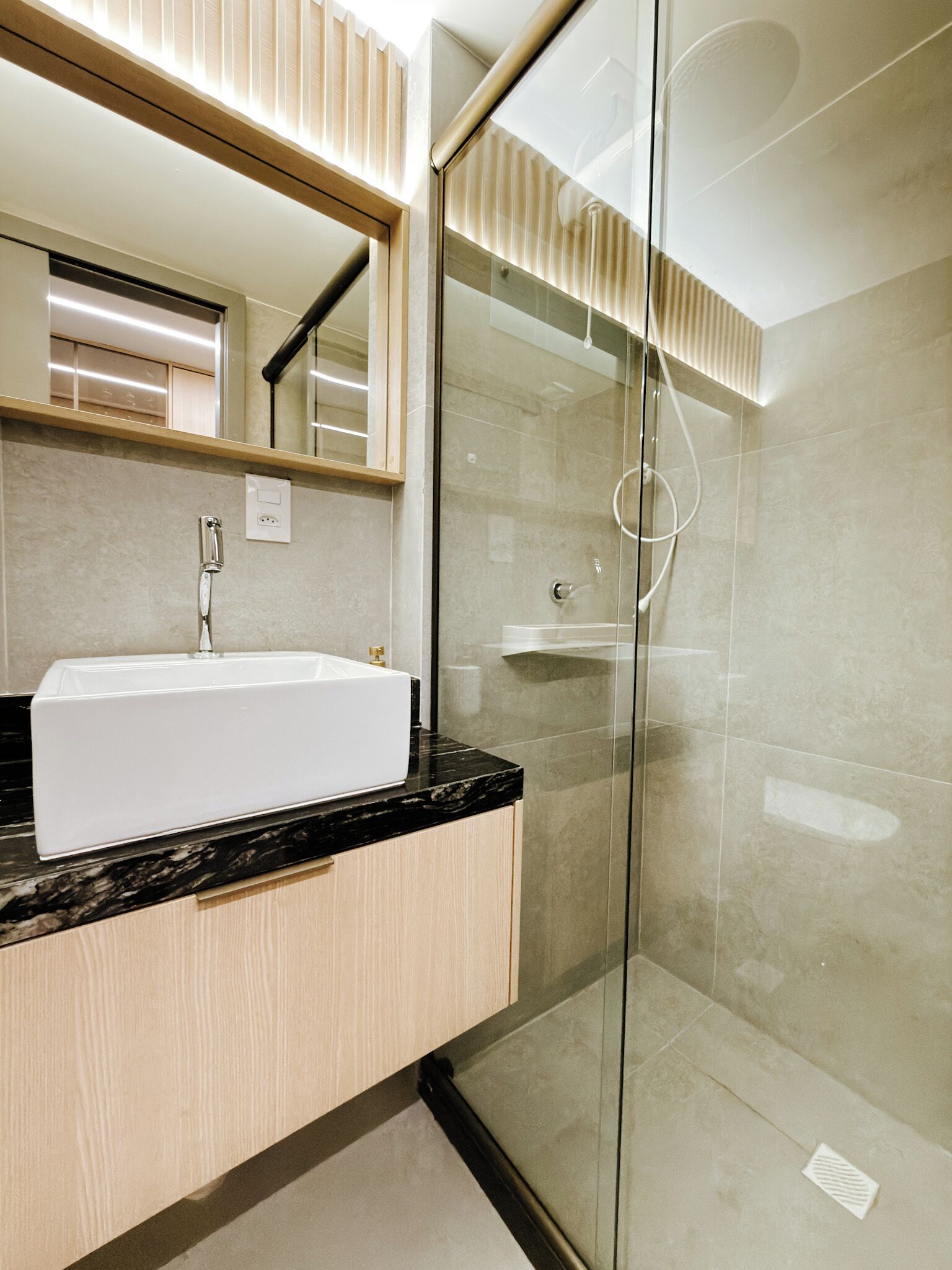 Hair dryer, towels, toilet paper
