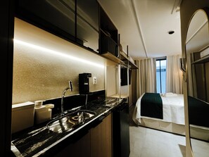 1 slaapkamer, een strijkplank/strijkijzer, gratis wifi, beddengoed