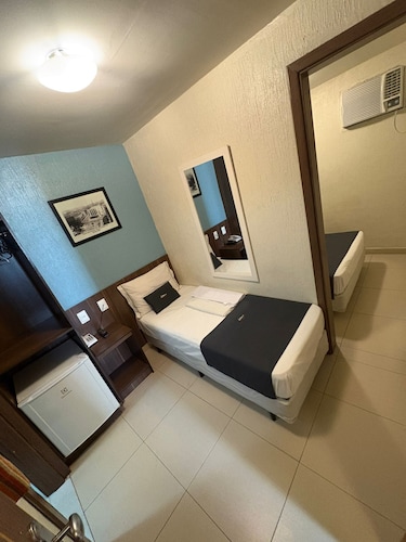 Downtaow Santana Hotel