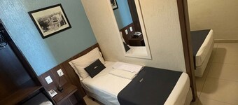 Downtown Santana Hotel