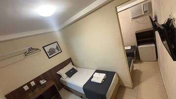 Kamar Triple