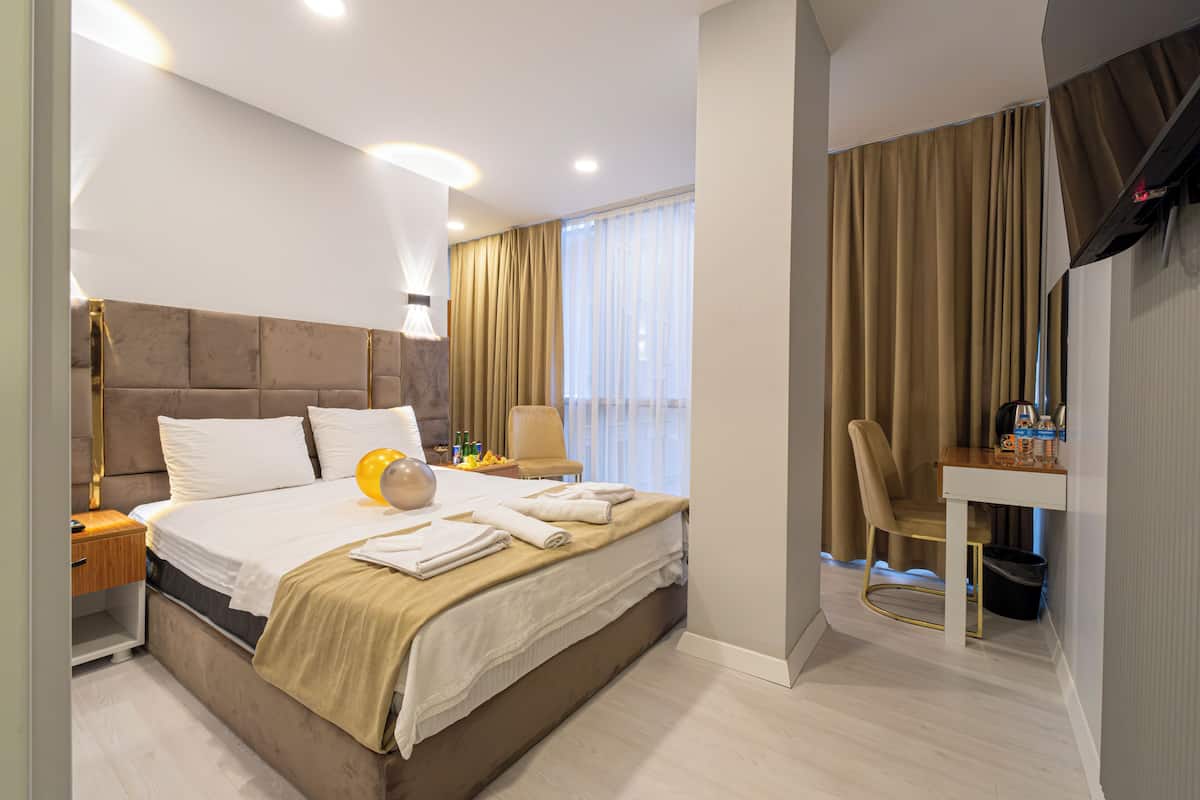 클래식 스튜디오, 시내 전망