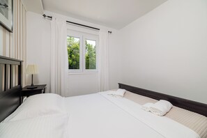 2 chambres, Wi-Fi gratuit, draps fournis